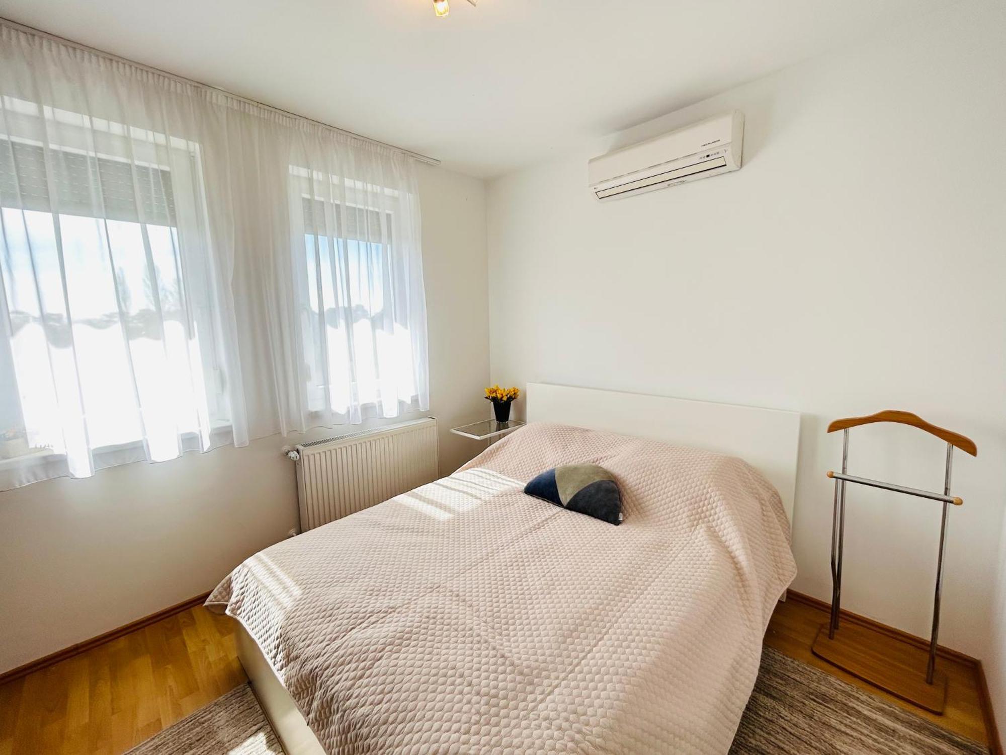 Merland Premium Penthouse - Lakeview