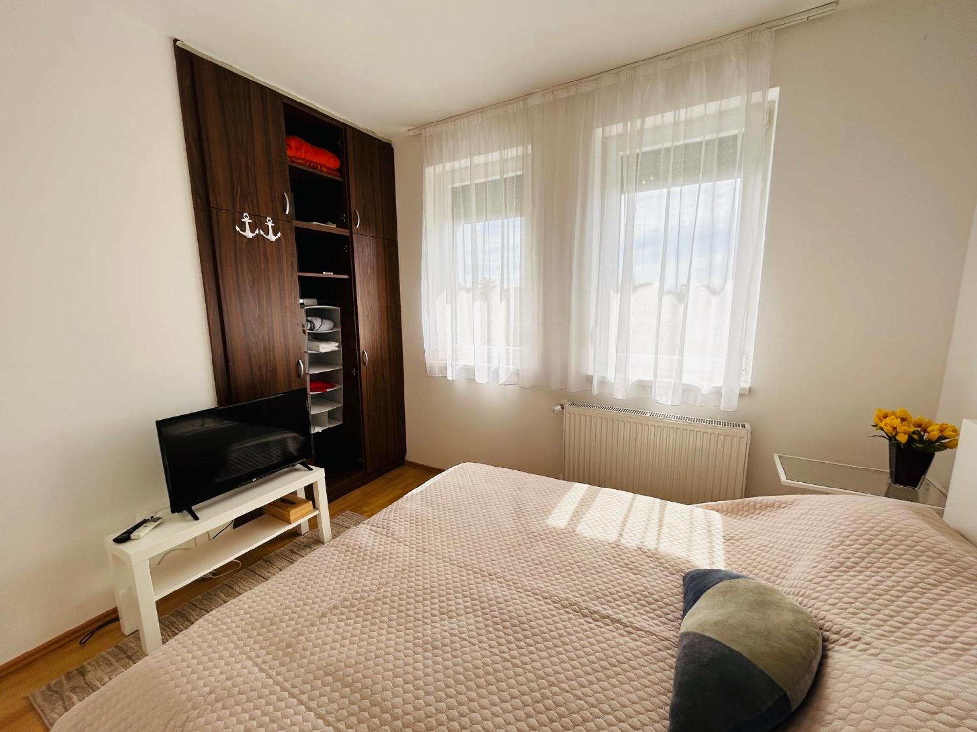 Апартаменты Merland Premium Penthouse - Lakeview *