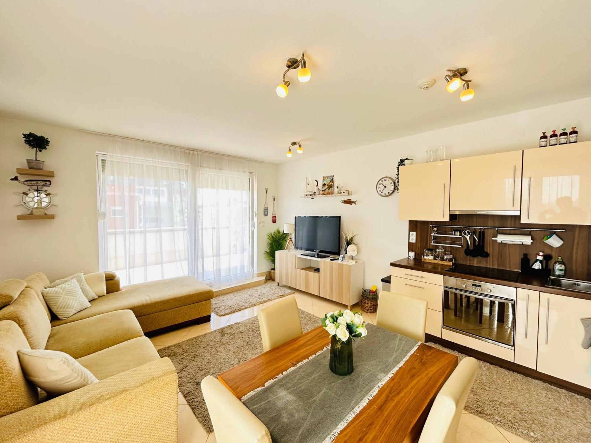 Апартаменты Merland Premium Penthouse - Lakeview